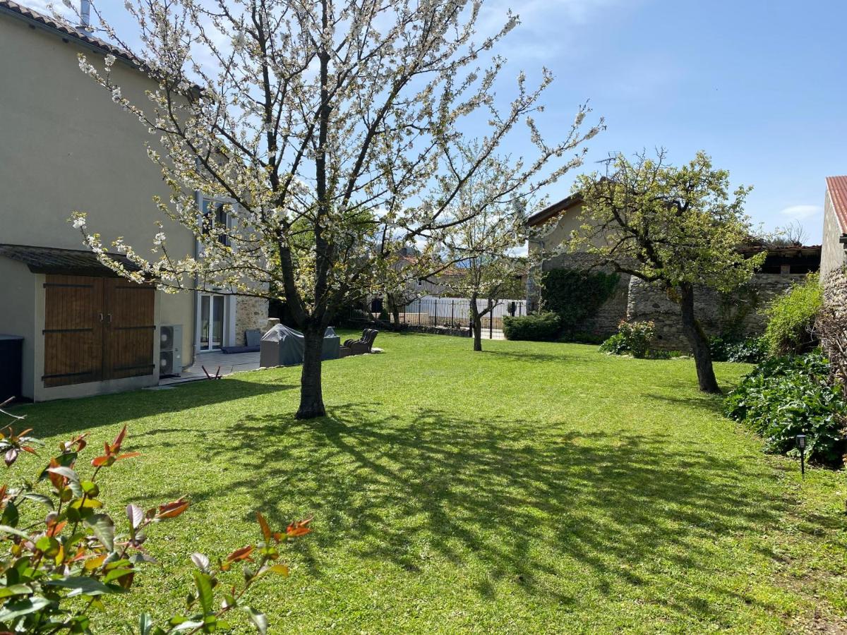 La Maison Du Bonheur Ausson Exterior foto
